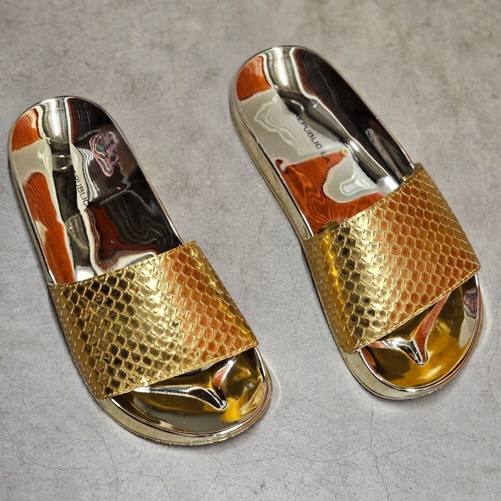 Metallic Gold Snake Pattern Slide Sandals With Reflective Sole - Stylish & Comfo
